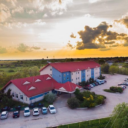 Iris Hotel Bors Exterior photo