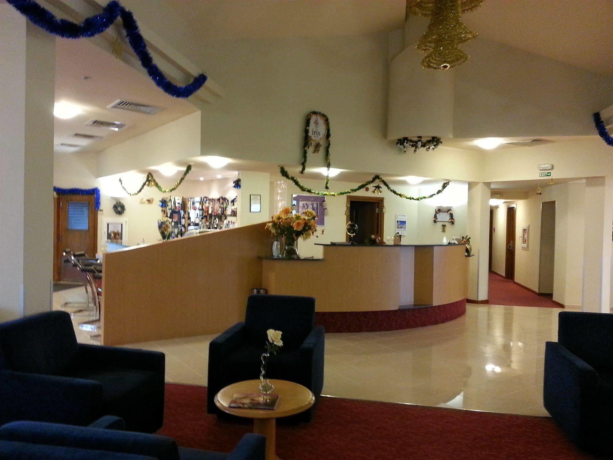Iris Hotel Bors Exterior photo